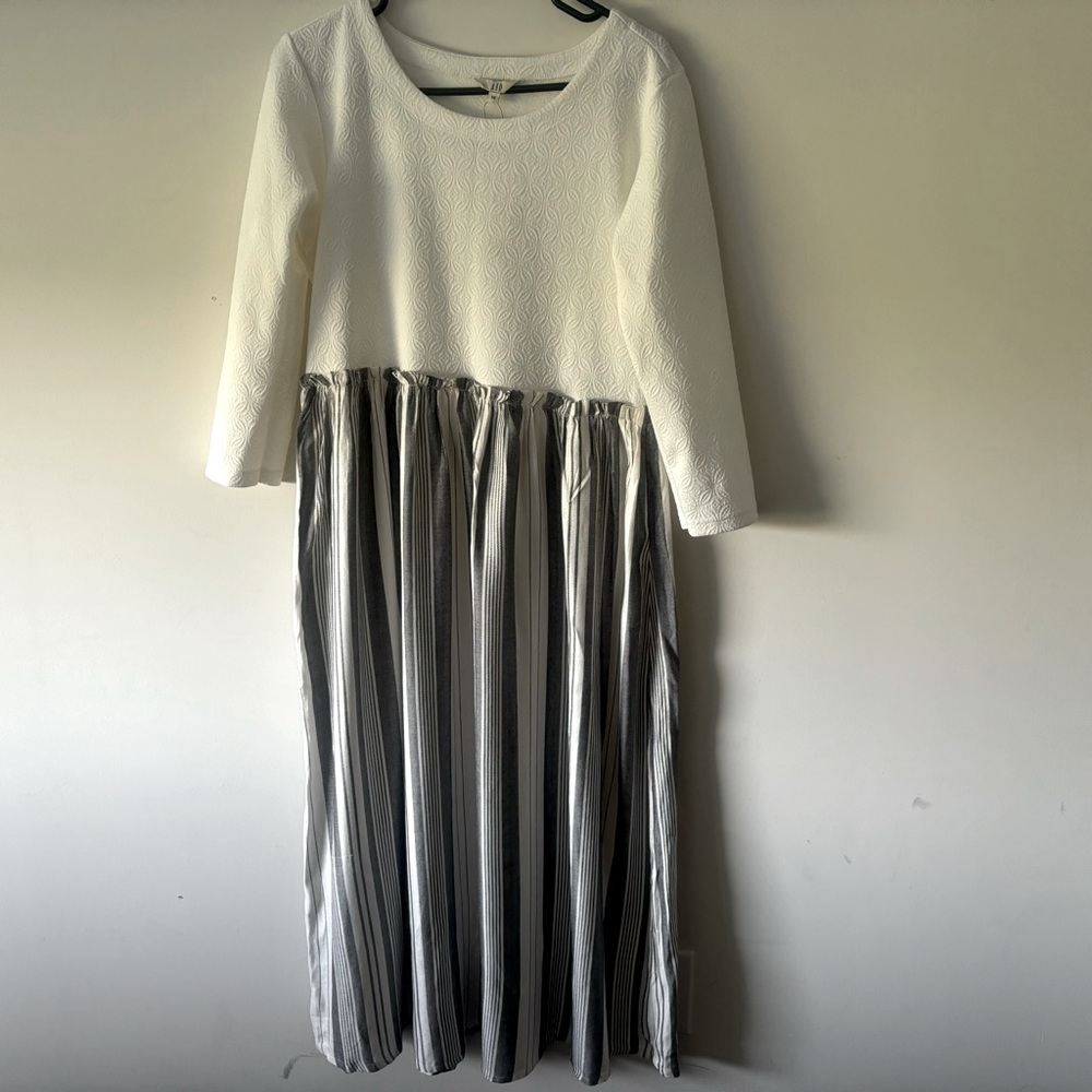 AND dress.